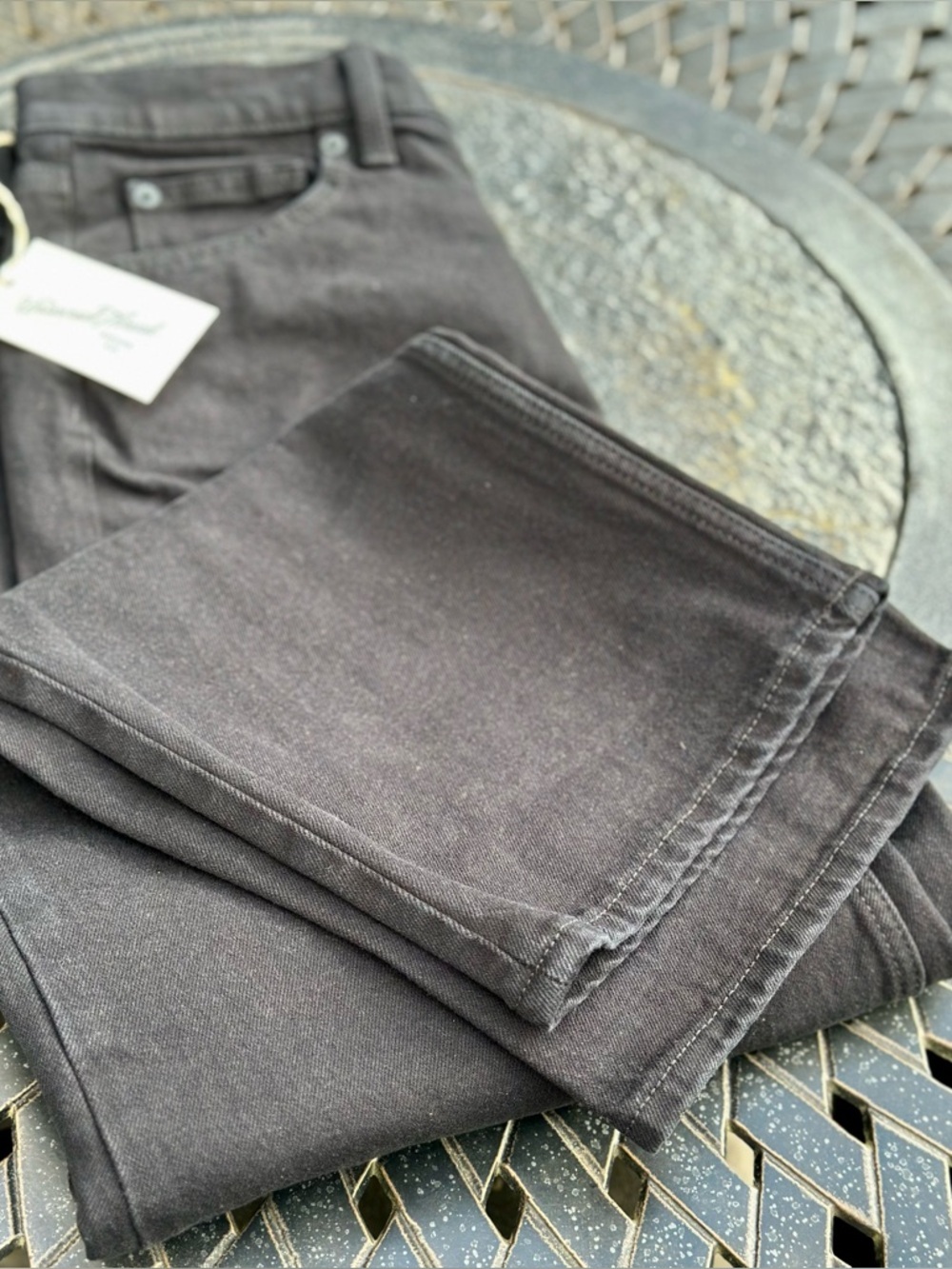 NWT Universal Thread Womens High Rise Straight Leg Stretch Black Jeans - Picture 2 of 9